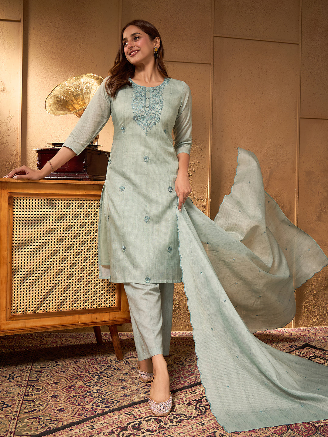 Janasya Women's Sage Green Cotton Blend Yoke Embroidered Straight Kurta Set