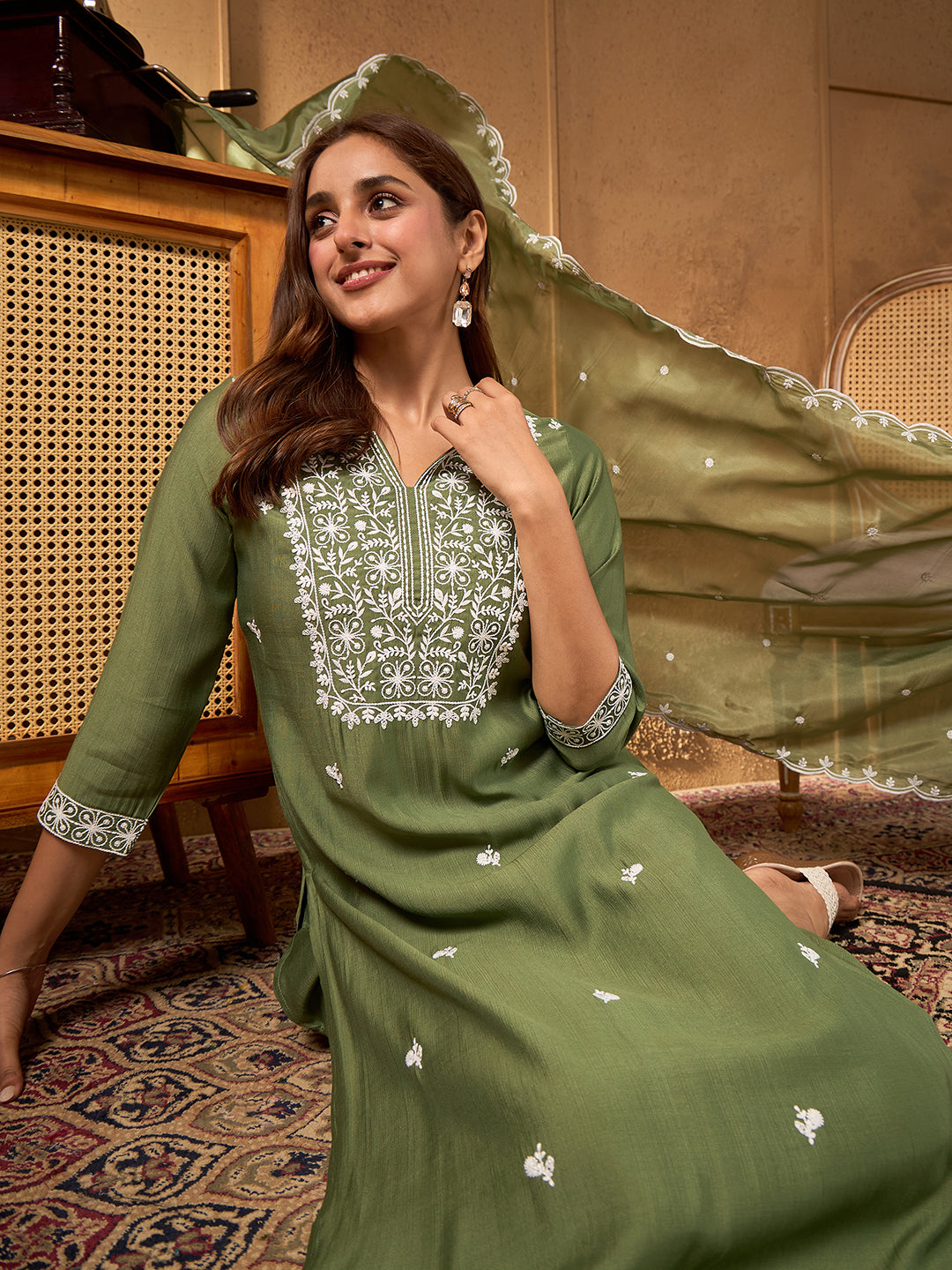 Janasya Women's Sage Green Silk Blend Floral Embroidered Straight Kurta Set