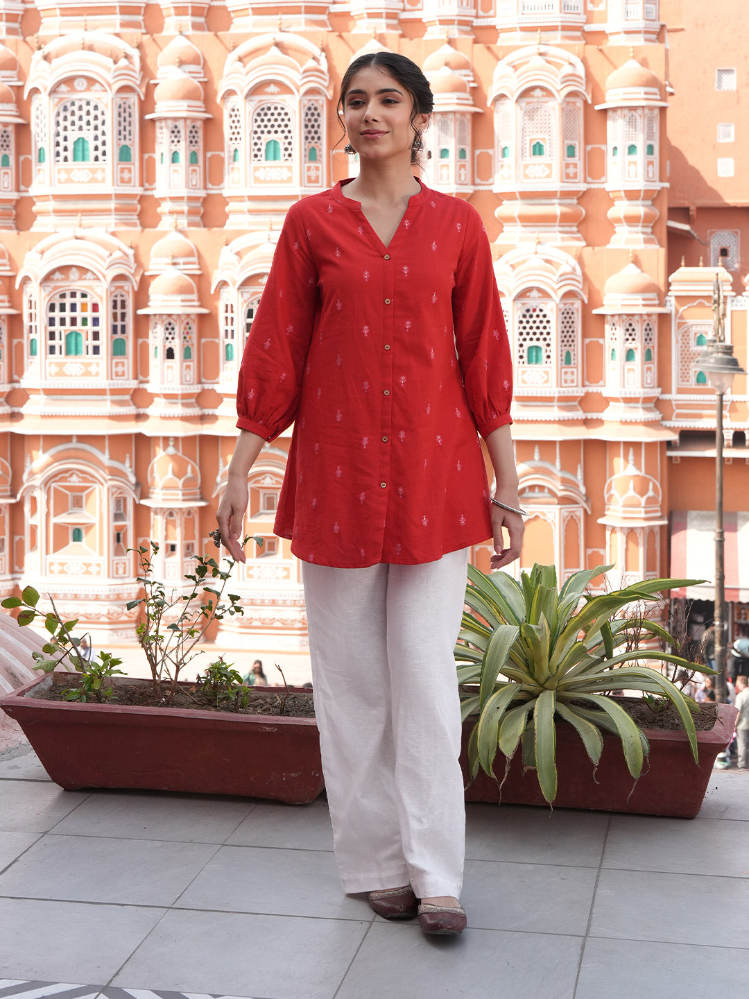 Janasya Women's Red Linen Cotton Foil Print Straight Tunic