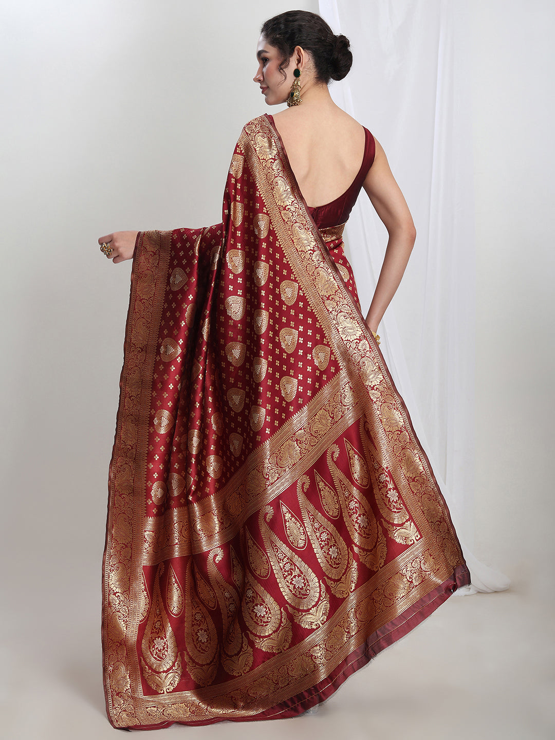 Janasya Women's Maroon Silk Blend Ethnic Motifs Woven Design Jacquard Saree with Blouse Piece
