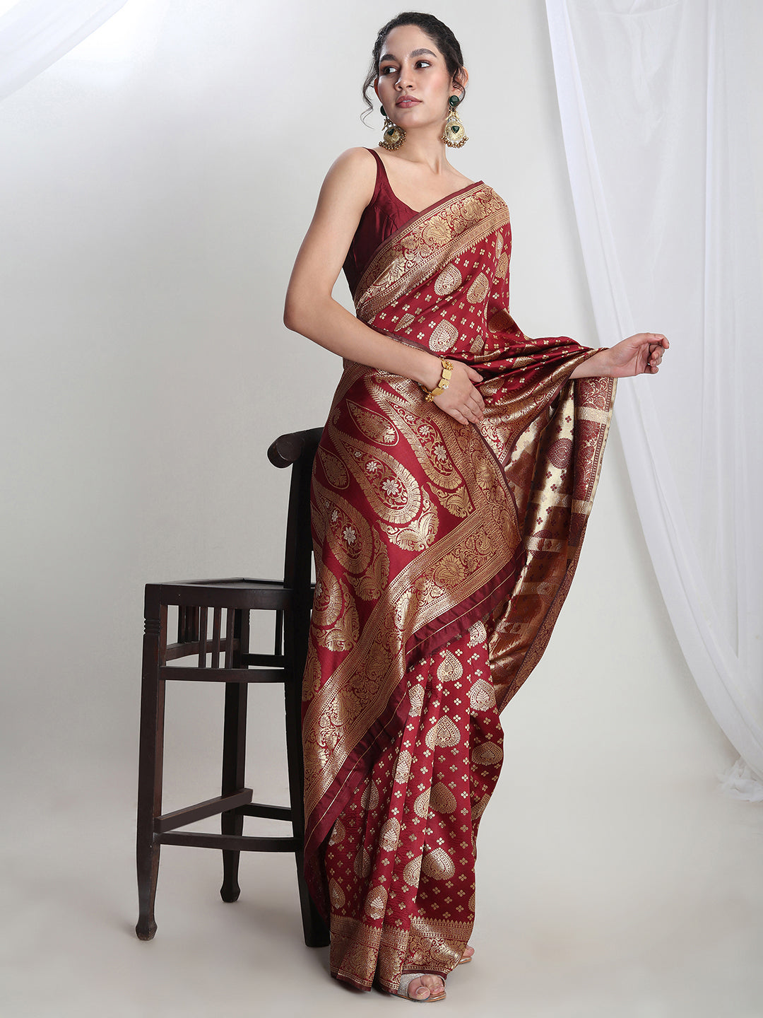 Janasya Women's Maroon Silk Blend Ethnic Motifs Woven Design Jacquard Saree with Blouse Piece