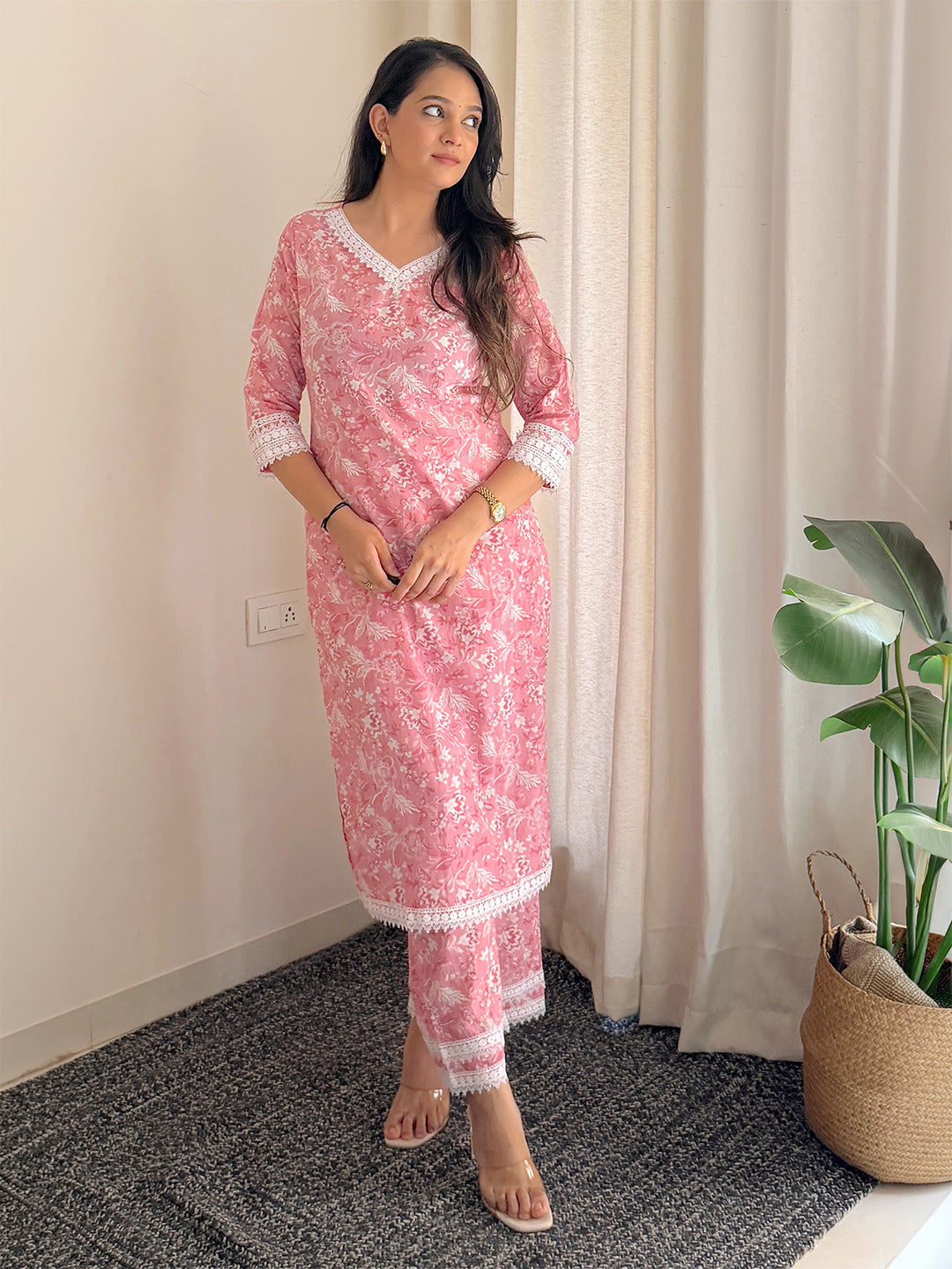 Janasya Women's Pink Pure Cotton Floral Printed Straight Kurta Set