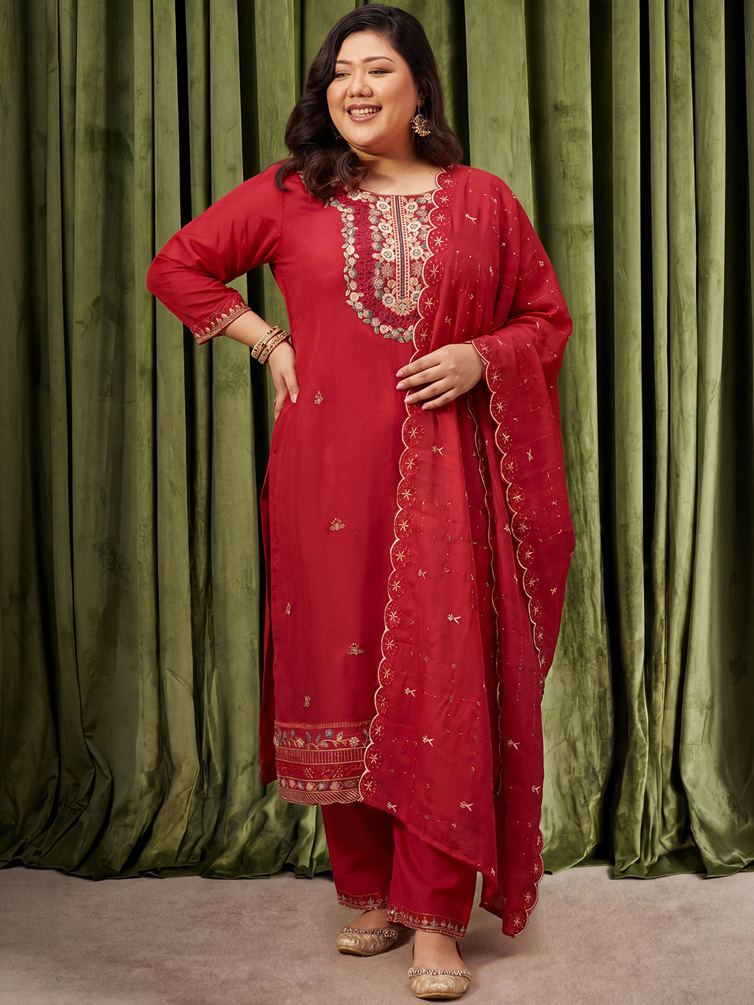 Janasya Women's Plus Size Red Chanderi Silk Floral Embroidered Straight Kurta Set