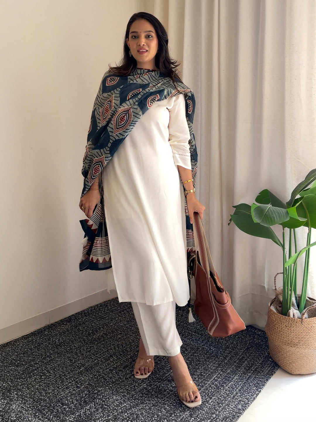 Janasya Women's Off White Rayon Solid Straight Kurta Set