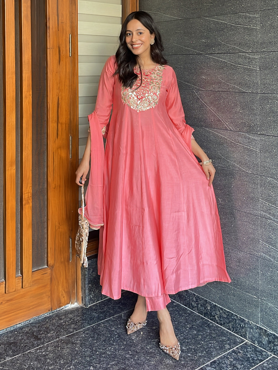 Janasya Women's Light Pink Chanderi Silk Zari Yoke Embroidered Anarkali Kurta Set