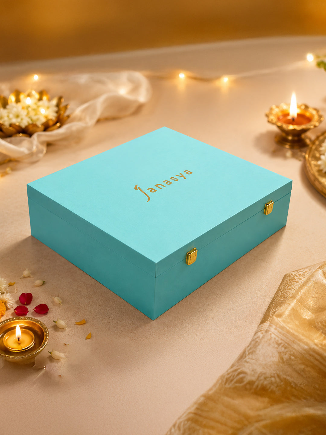 Make it special with Janasya gift box