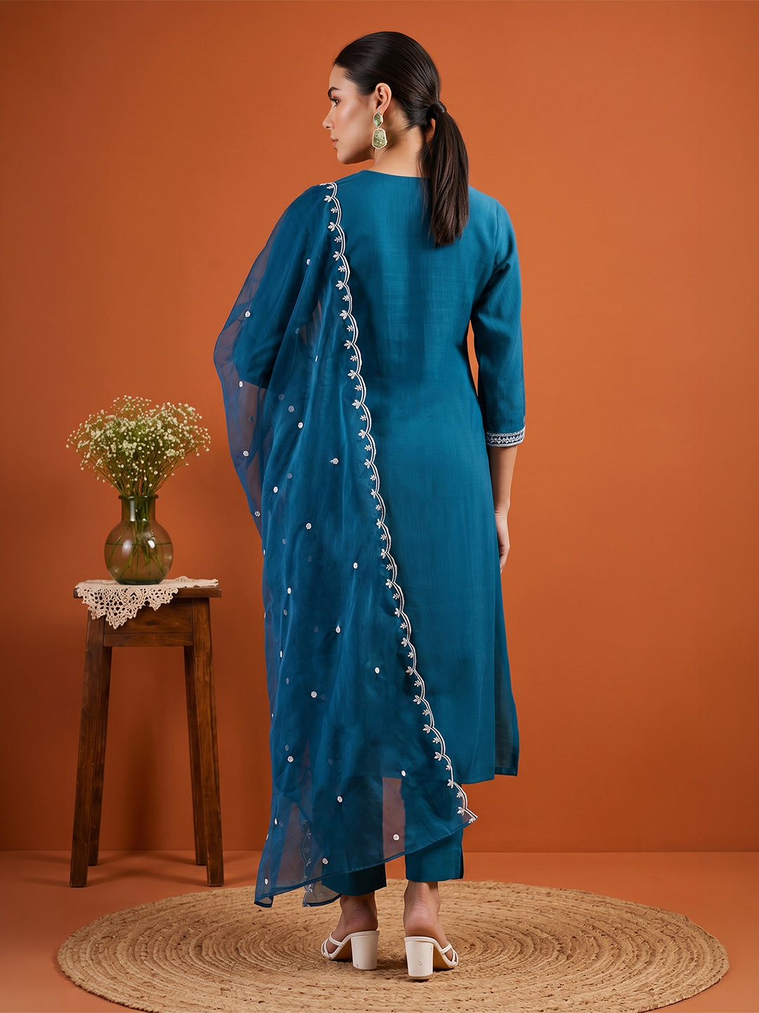Janasya Women's Teal Blue Silk Blend Embroidered Straight Kurta Set