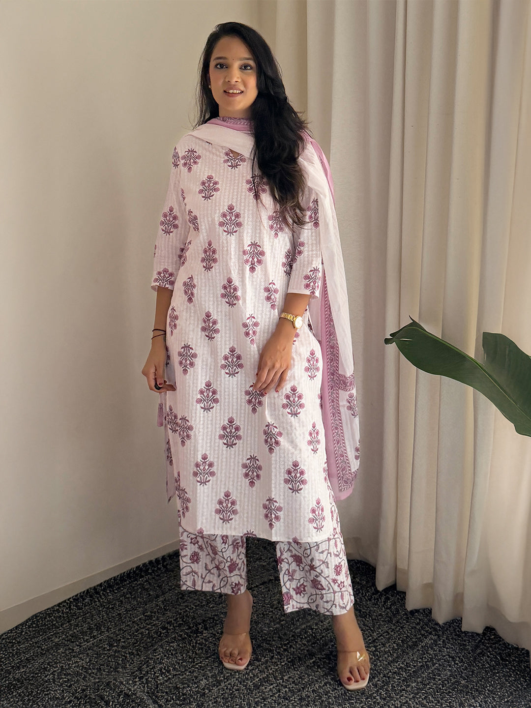 Janasya Women's Off White Pure Cotton Floral Printed Straight Kurta Set