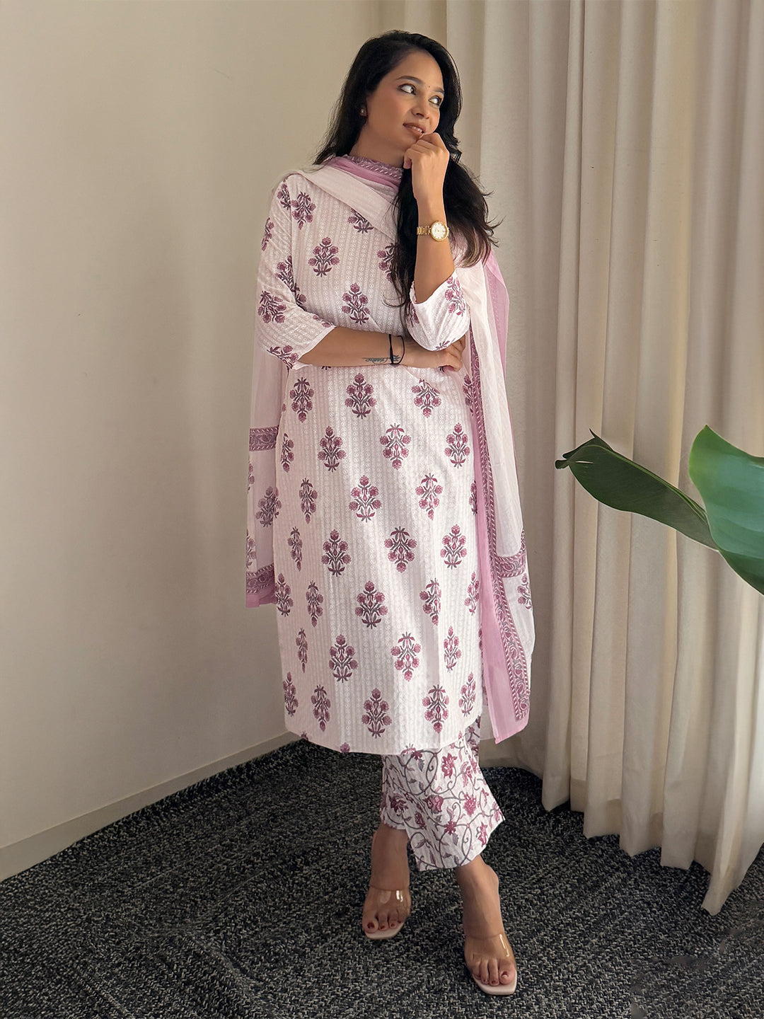 Janasya Women's Off White Pure Cotton Floral Printed Straight Kurta Set