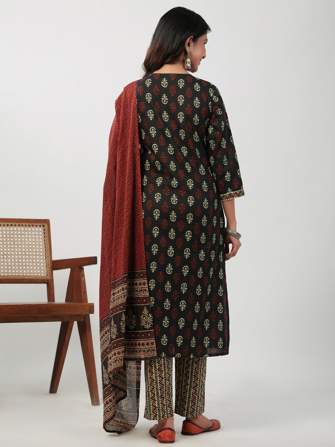 Black Cotton Ethnic Motifs Kurta Set