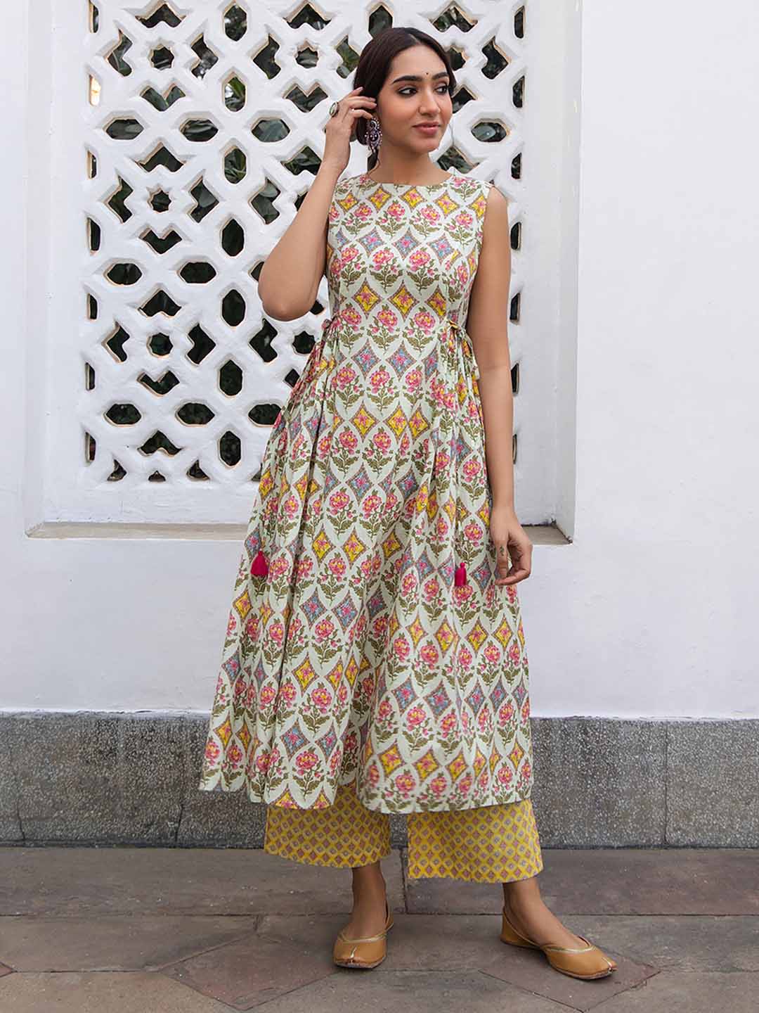 Light Green Cotton Ethnic Motif Side Pleated Kurta Set