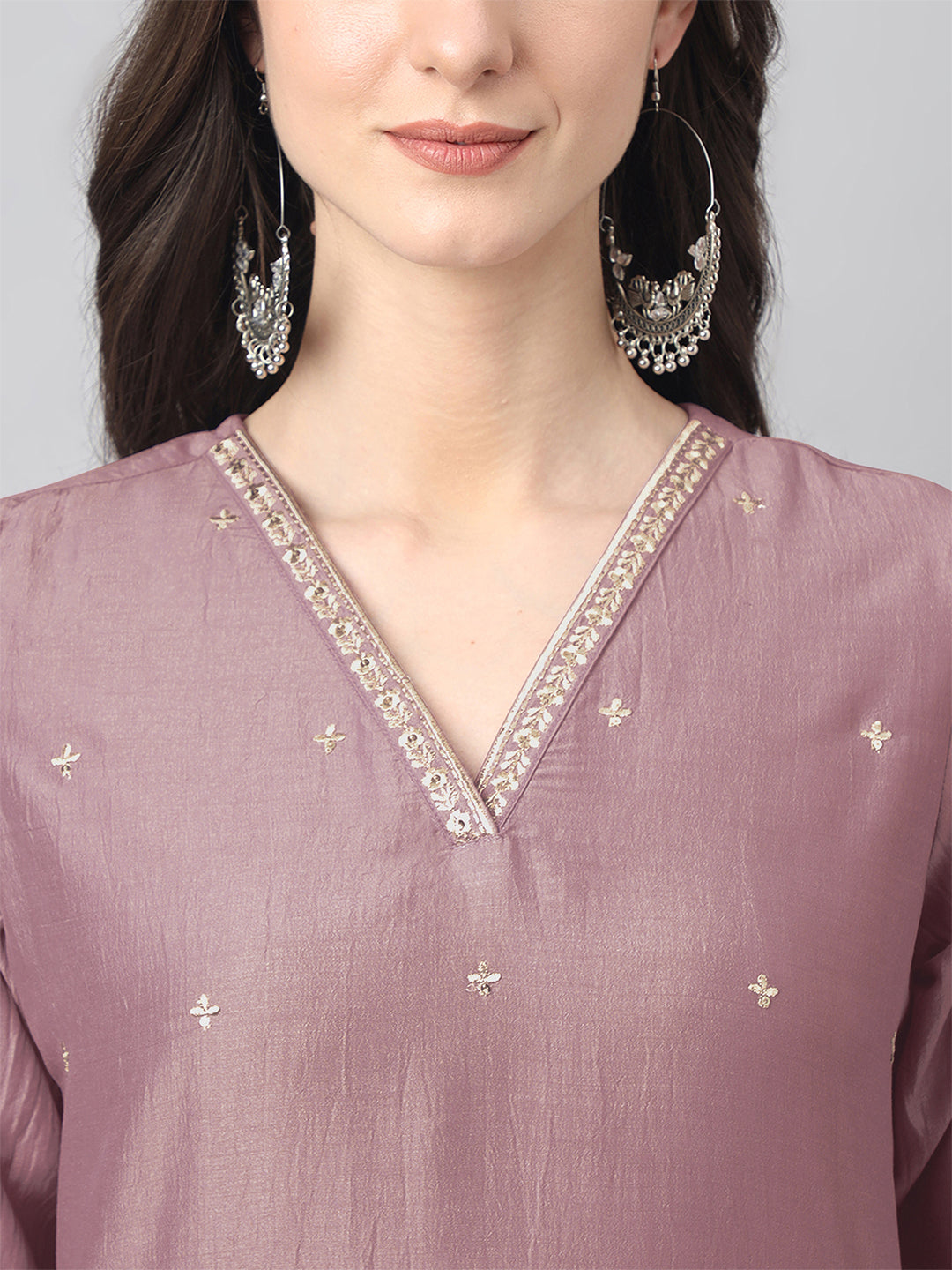 Mauve Silk Blend Embroidered Regular Kurta Set
