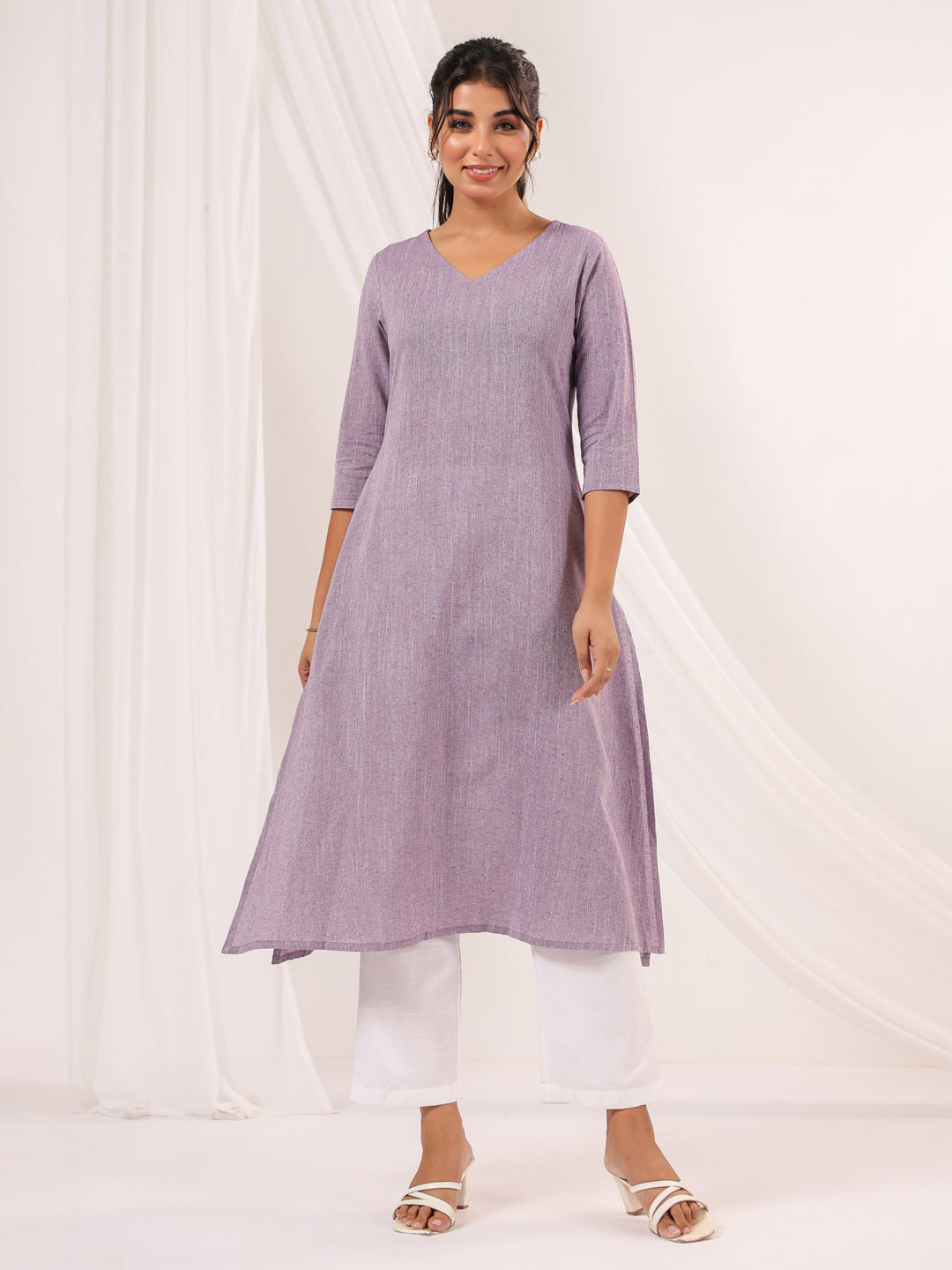 Janasya Women's Purple Cotton Solid Straight Kurta