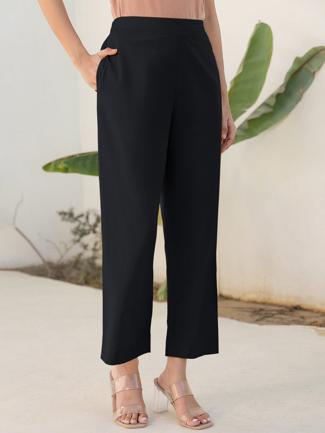 Black Cotton Solid Straight Pant