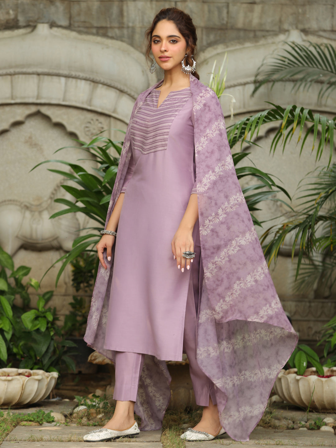 Lavender Silk Blend Yoke Embroidered Straight Kurta Set