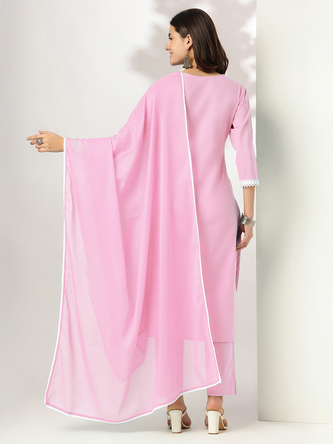 Janasya Women's Light Pink Pure Cotton Embroidered Straight Kurta Set