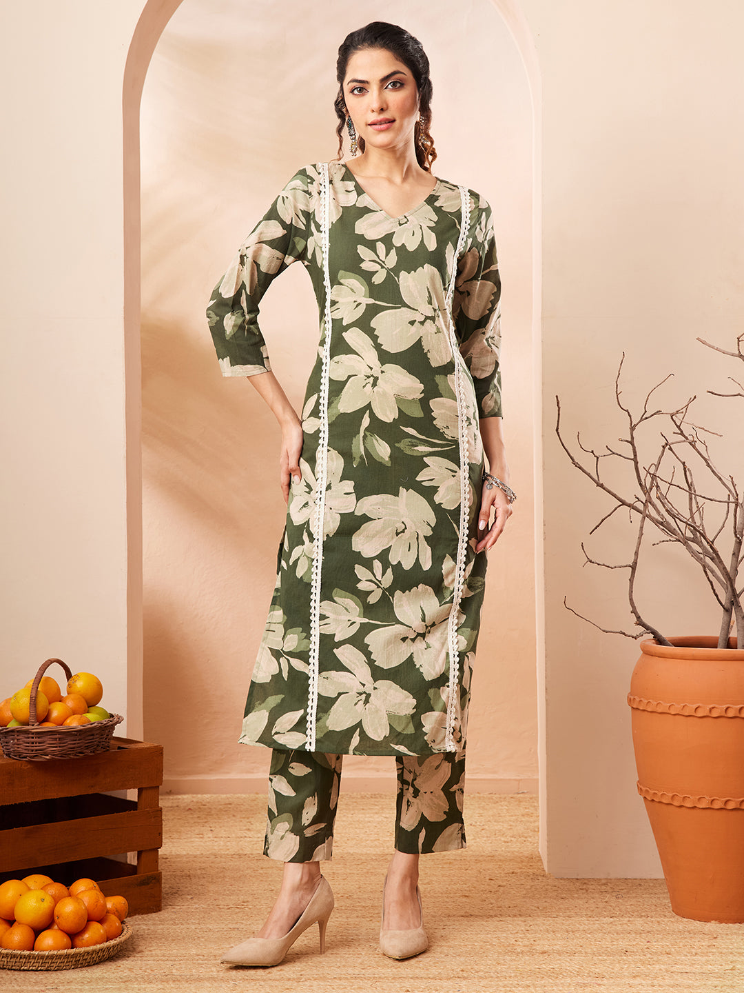 Janasya Women's Olive Pure Cotton Floral Printed Straight Kurta Pant Set