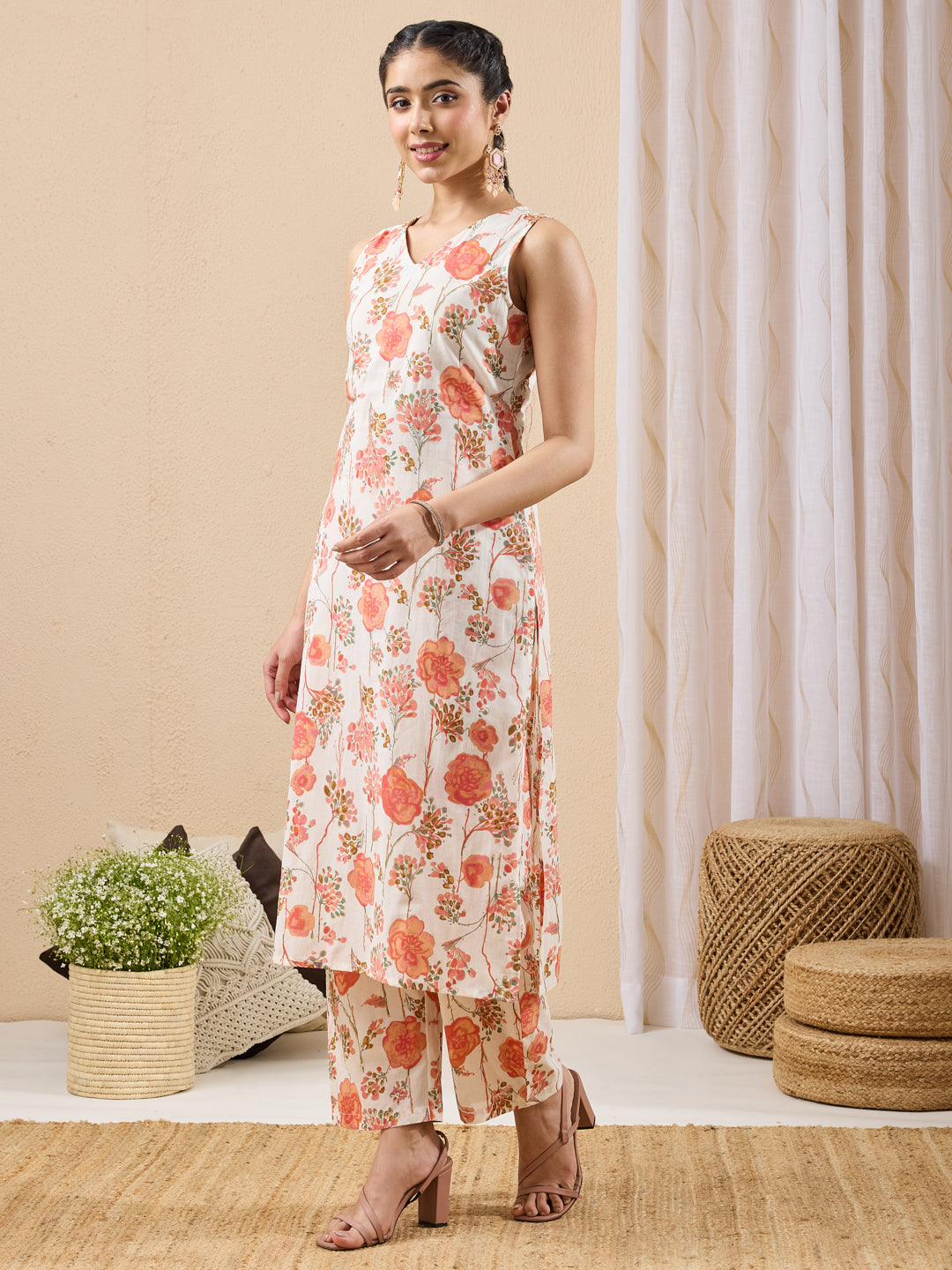 Janasya Women's Off White Pure Cotton Floral Printed Straight Kurta With Pant Set