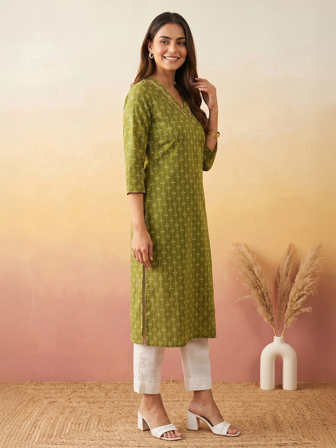 Janasya Women's Olive Pure Cotton Ethnic Motifs Printed Straight Kurta