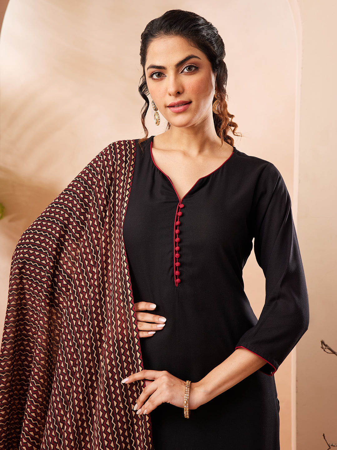 Janasya Women's Black Rayon Solid Straight Kurta Set With Printed Dupatta