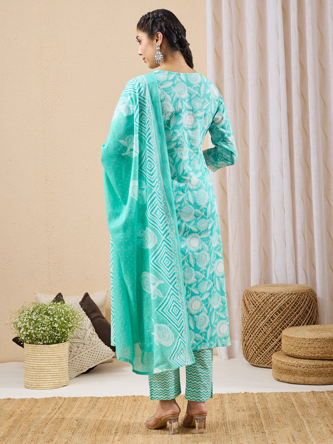 Janasya Women's Light Green Pure Cotton Floral Printed Straight Kurta Set