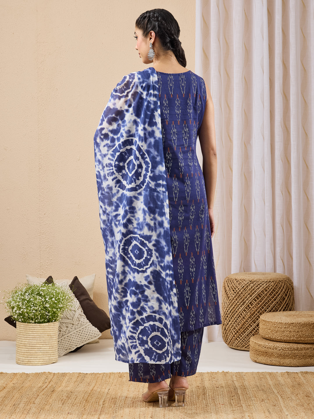 Janasya Women's Navy Blue Pure Cotton Ikkat Printed Straight Kurta Set