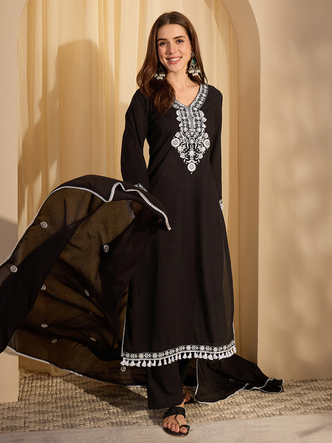 Janasya Women's Black Pure Cotton Floral Embroidered Straight Kurta Set