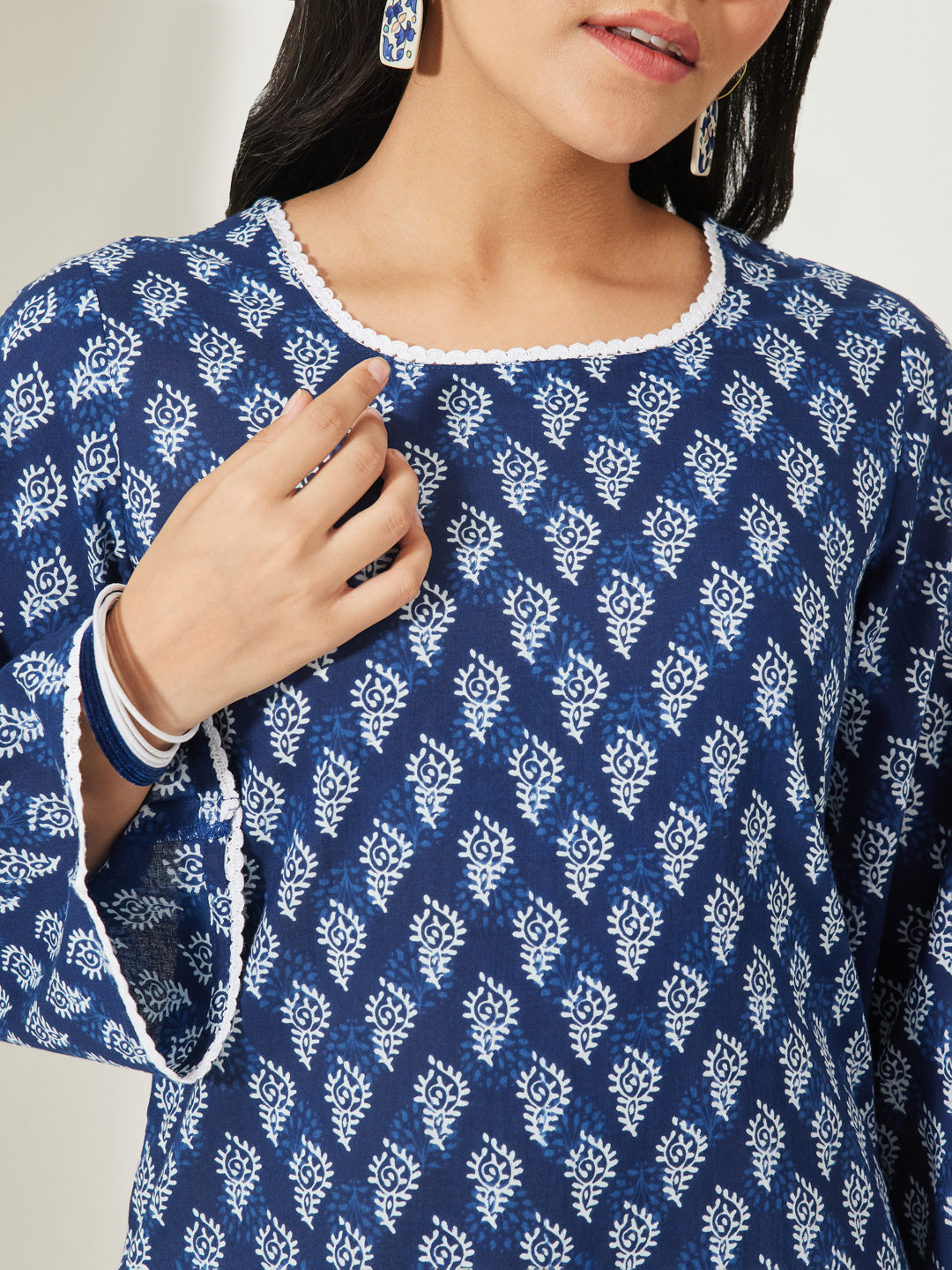 Janasya Women's Indigo Pure Cotton Batik Printed Straight Tunic