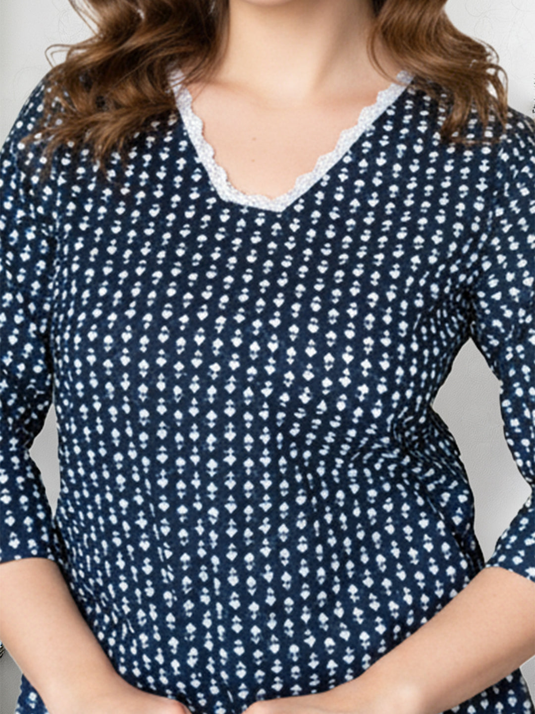 Janasya Women's Indigo Pure Cotton Ethnic Motifs Printed Straight Tunic