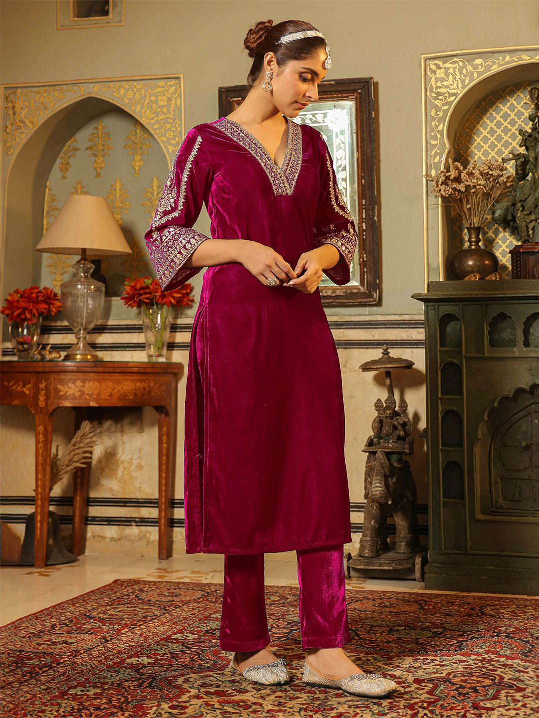 Pink Velvet Zari Embroidered Straight Kurta Set