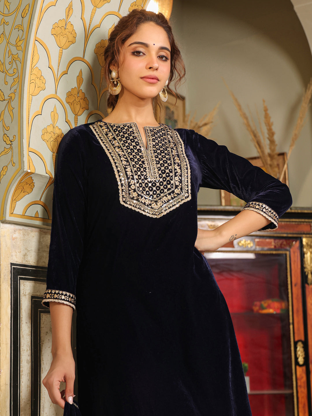 Navy Blue Velvet Zari Embroidered Straight Kurta Set