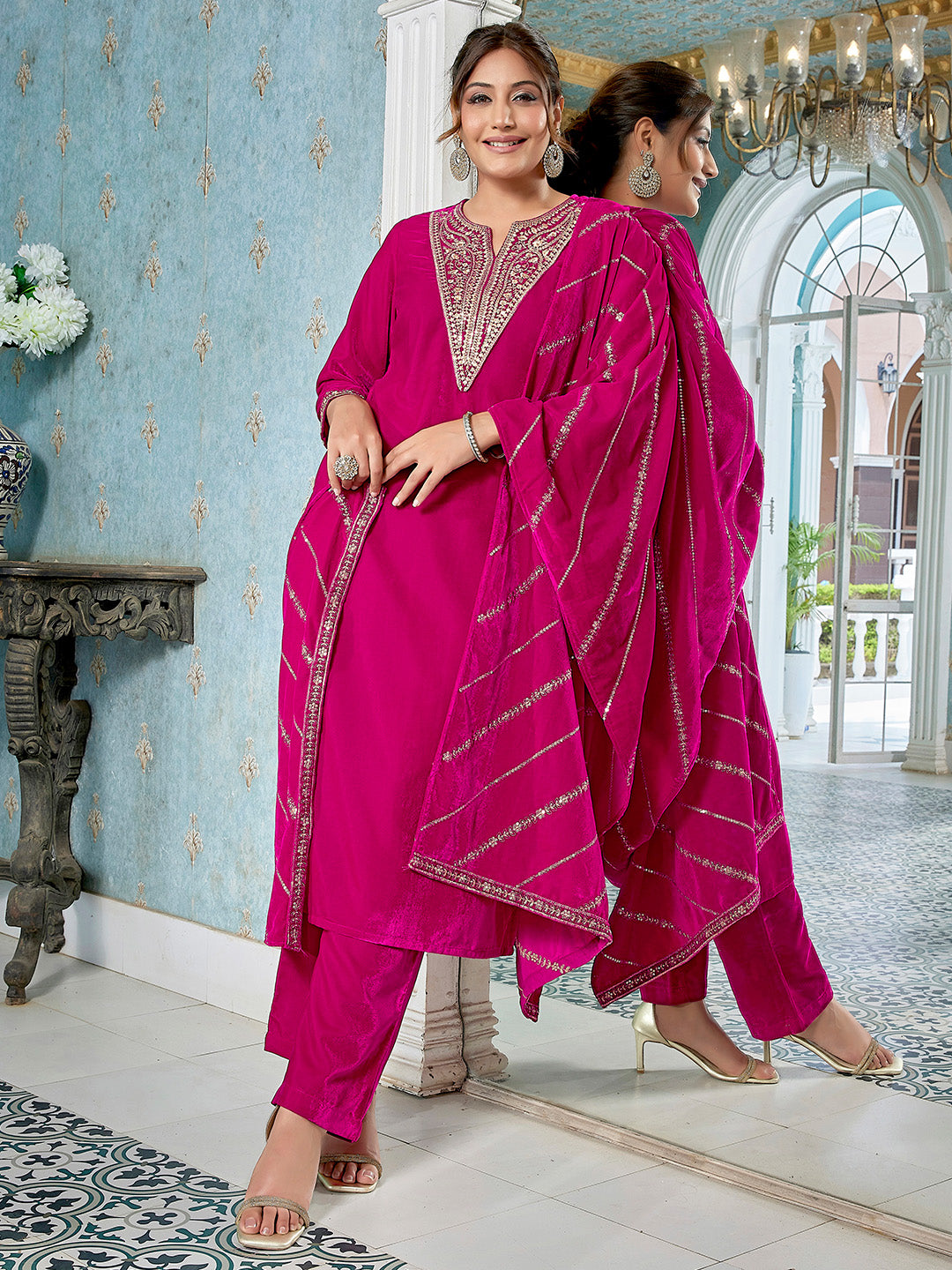 Pink Velvet Zari Embroidered Straight Kurta Set