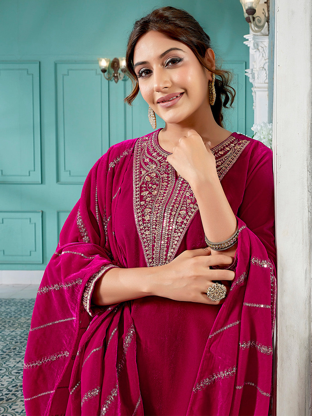 Pink Velvet Zari Embroidered Straight Kurta Set