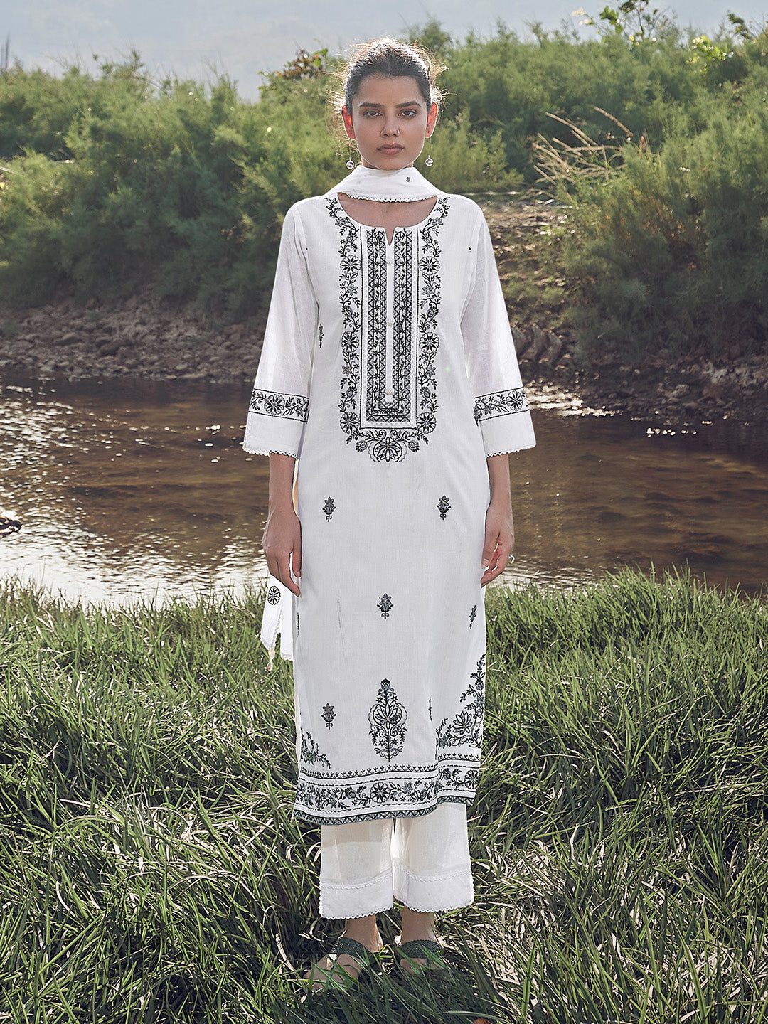 White Cotton Embroidered Straight Kurta Set