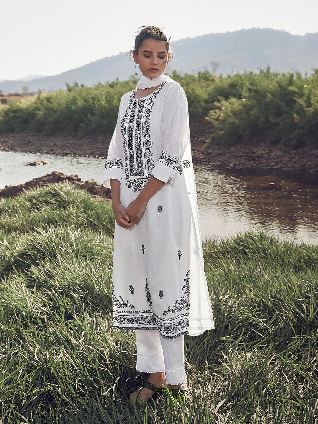 White Cotton Embroidered Straight Kurta Set