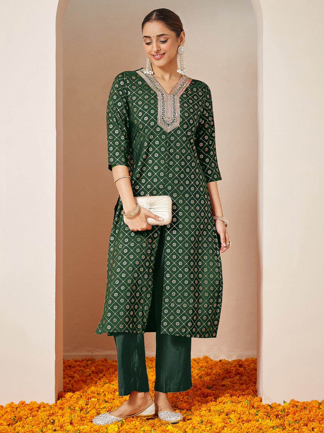 Janasya Women's Dark Green Silk Blend Yoke Embroidered Straight Front-slit Kurta Pant Set