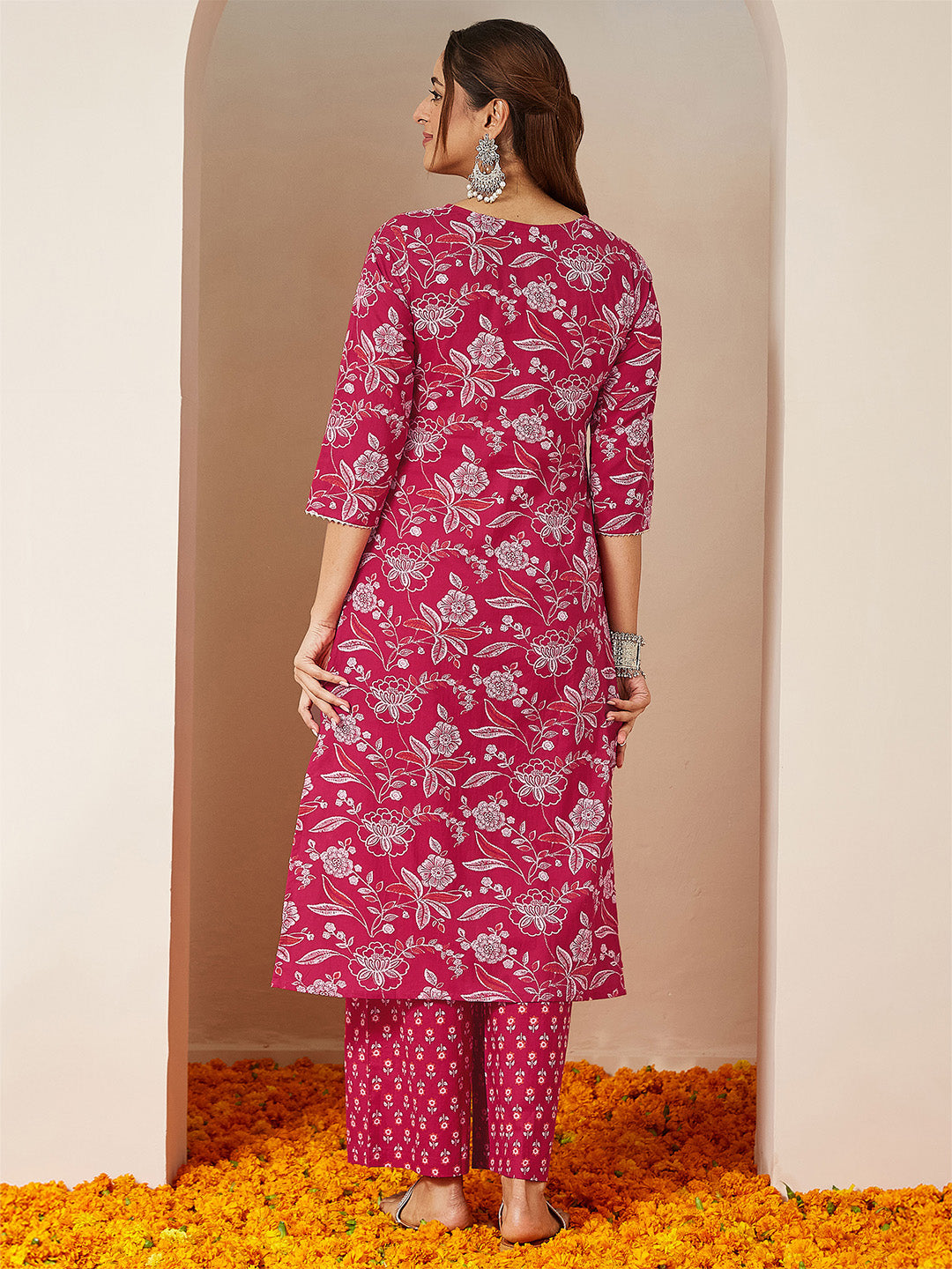 Janasya Women's Magenta Pink Pure Cotton Floral Printed Straight Kurta Pant Set