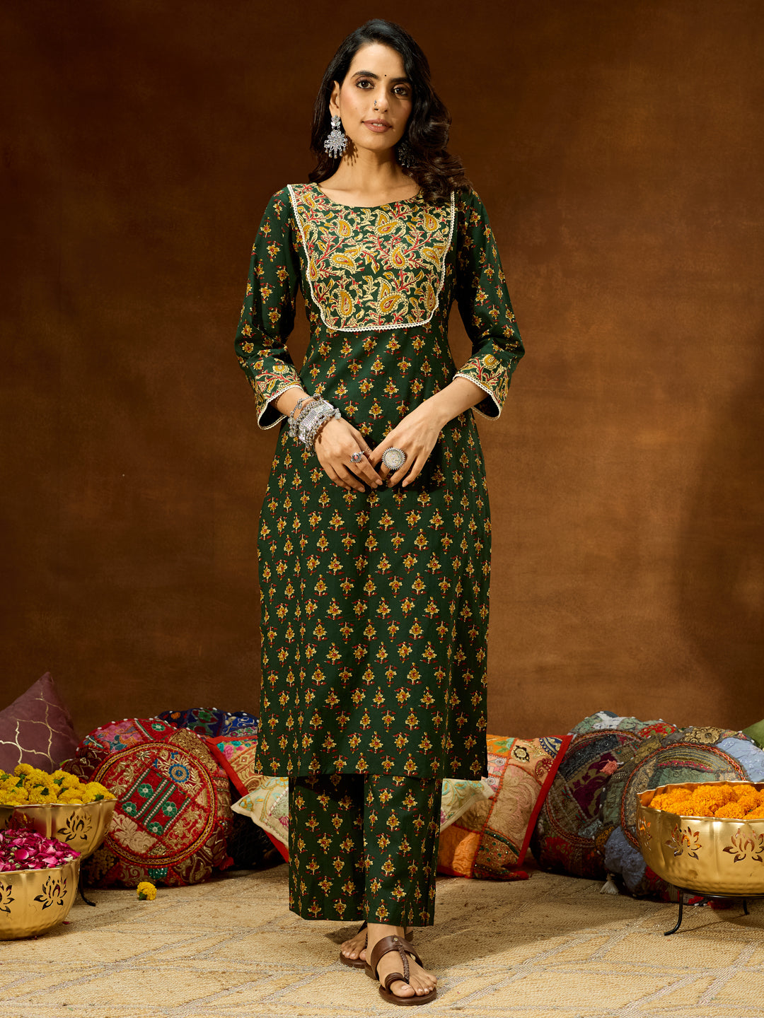 Janasya Women's Green Pure Cotton Floral Printed Straight Kurta Set