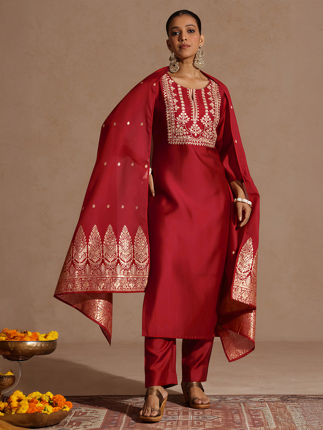 Janasya Women's Red Silk Blend Yoke Embroidered Straight Kurta Set