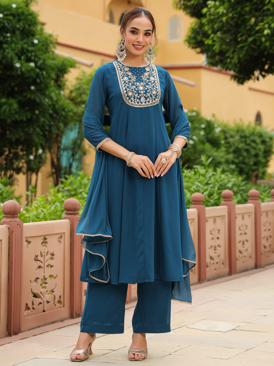 Janasya Women's Teal Georgette Zari Yoke Embroidered Anarkali Kurta Set With Dupatta