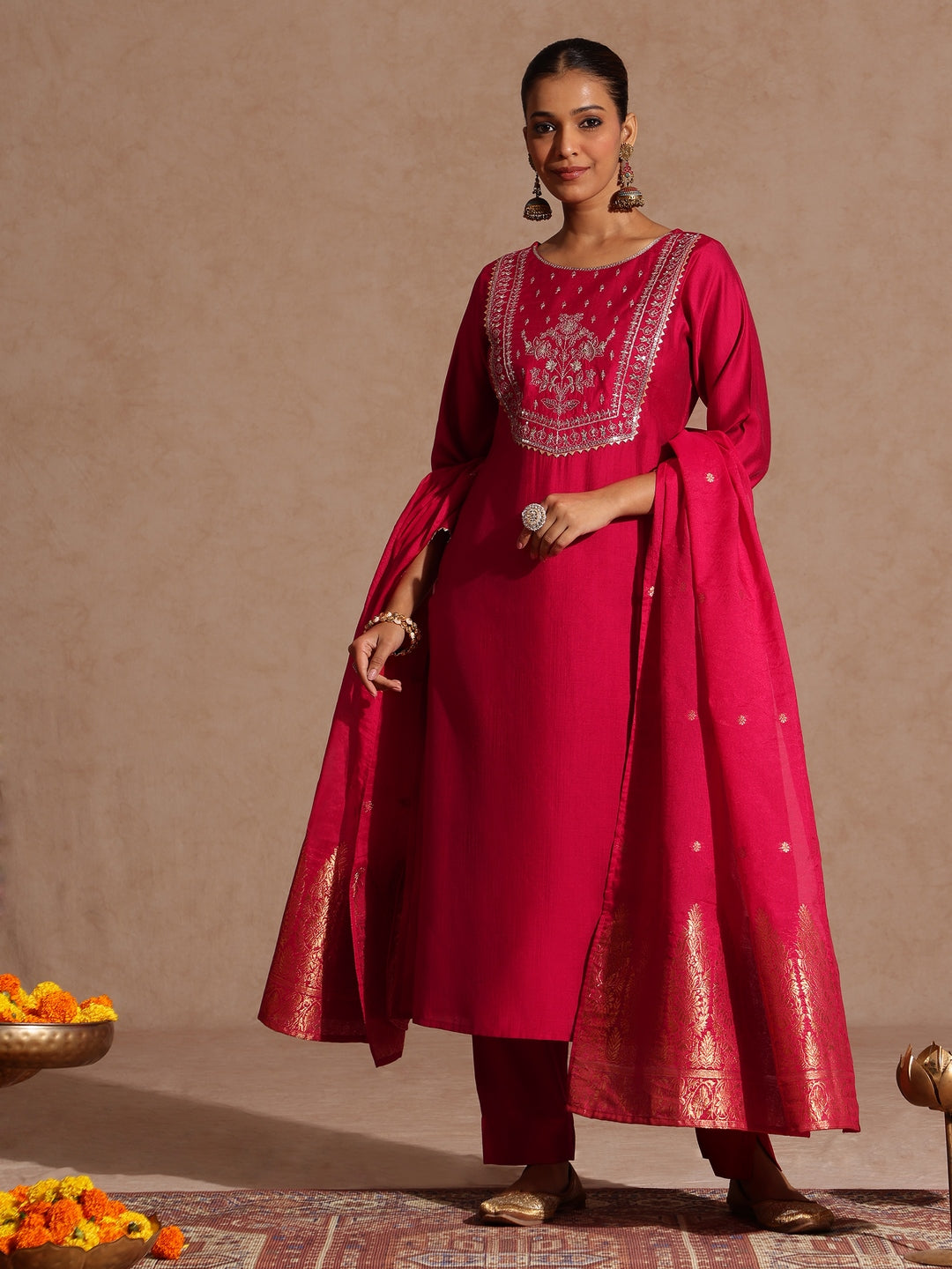 Janasya Women's Pink Silk Blend Zari Yoke Embroidered Straight Kurta Set