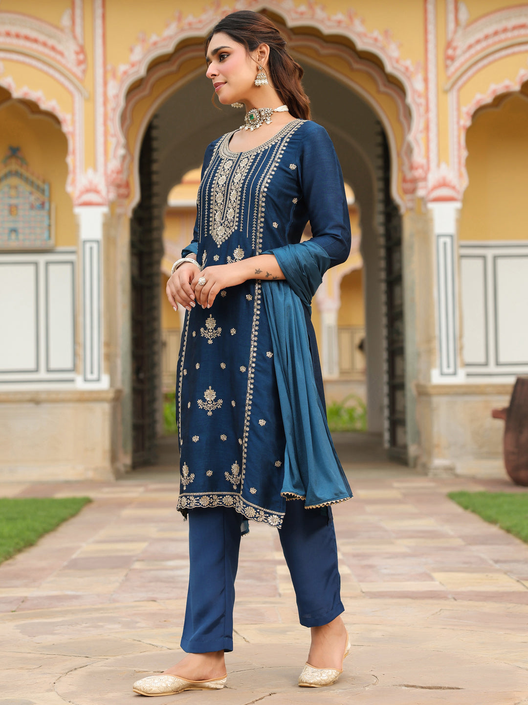 Janasya Women's Teal Blue Silk Blend Zari Embroidered Straight Kurta Set