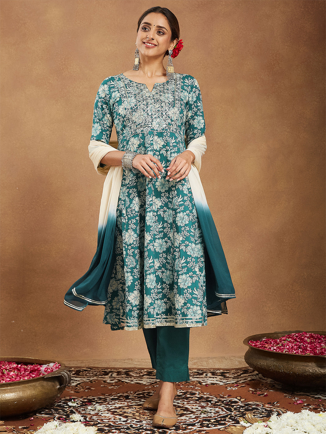 Janasya Women's Teal Green Pure Cotton Yoke Embroidered Floral Printed Anarkali Kurta Set