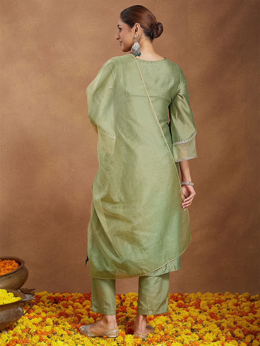 Janasya Women's Sage Green Silk Blend Zari Embroidered Straight Kurta Set