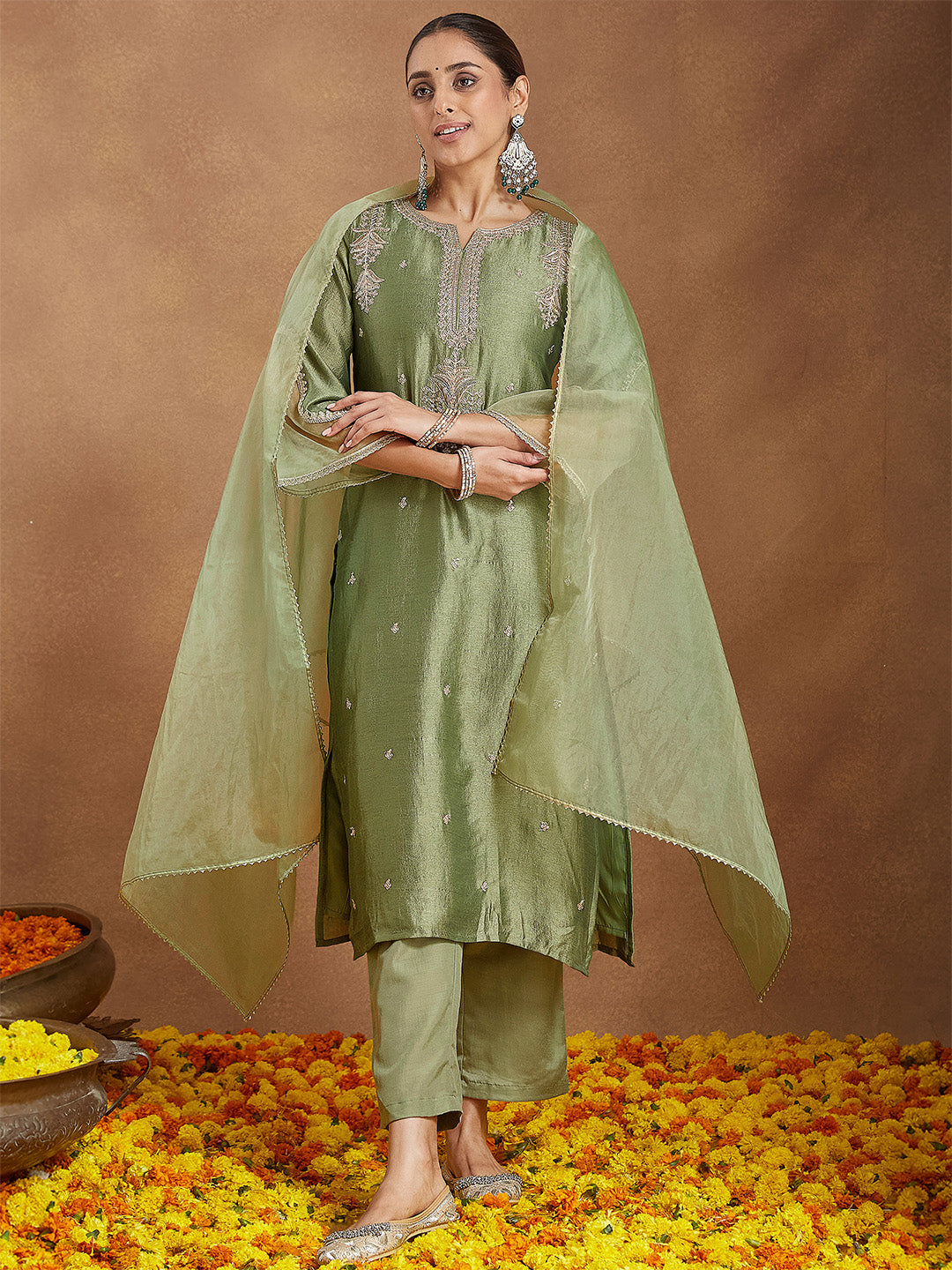 Janasya Women's Sage Green Silk Blend Zari Embroidered Straight Kurta Set
