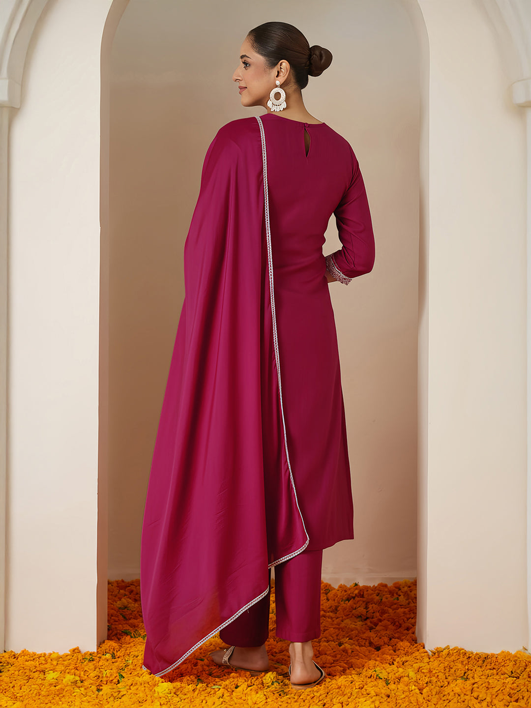 Janasya Women's Pink Silk Blend Embroidered Straight Kurta Set