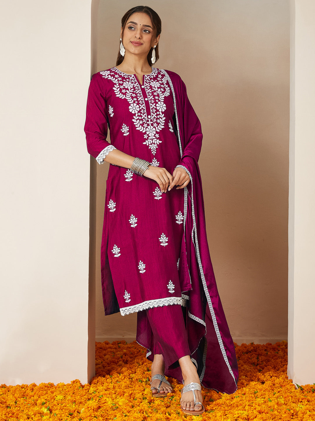 Janasya Women's Pink Silk Blend Embroidered Straight Kurta Set With Dupatta