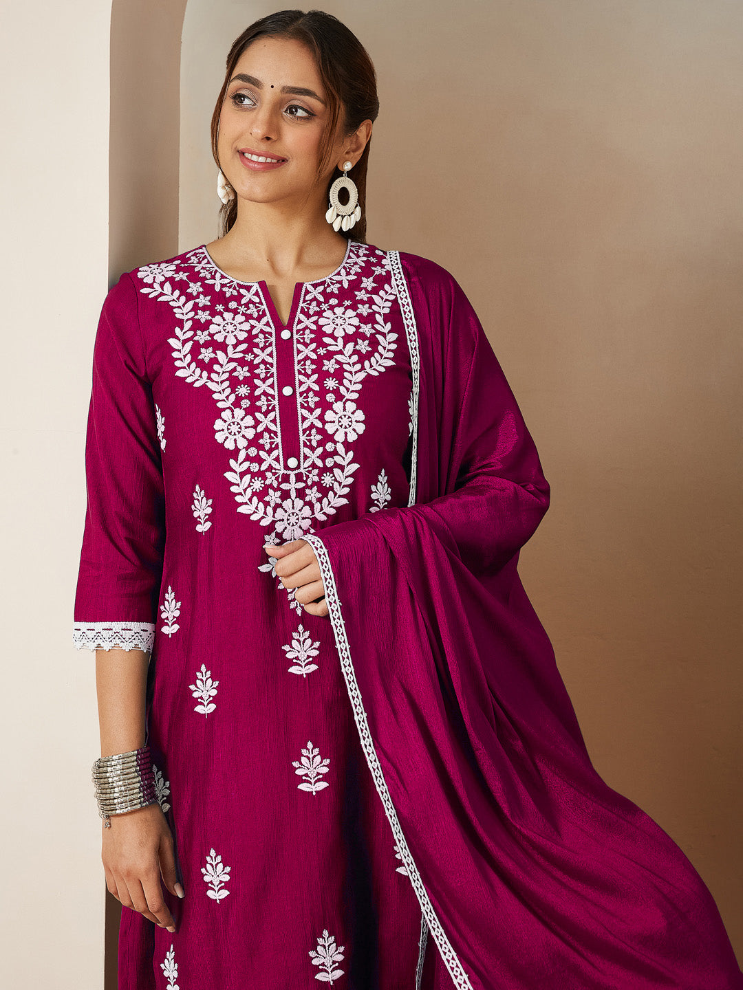 Janasya Women's Pink Silk Blend Embroidered Straight Kurta Set With Dupatta