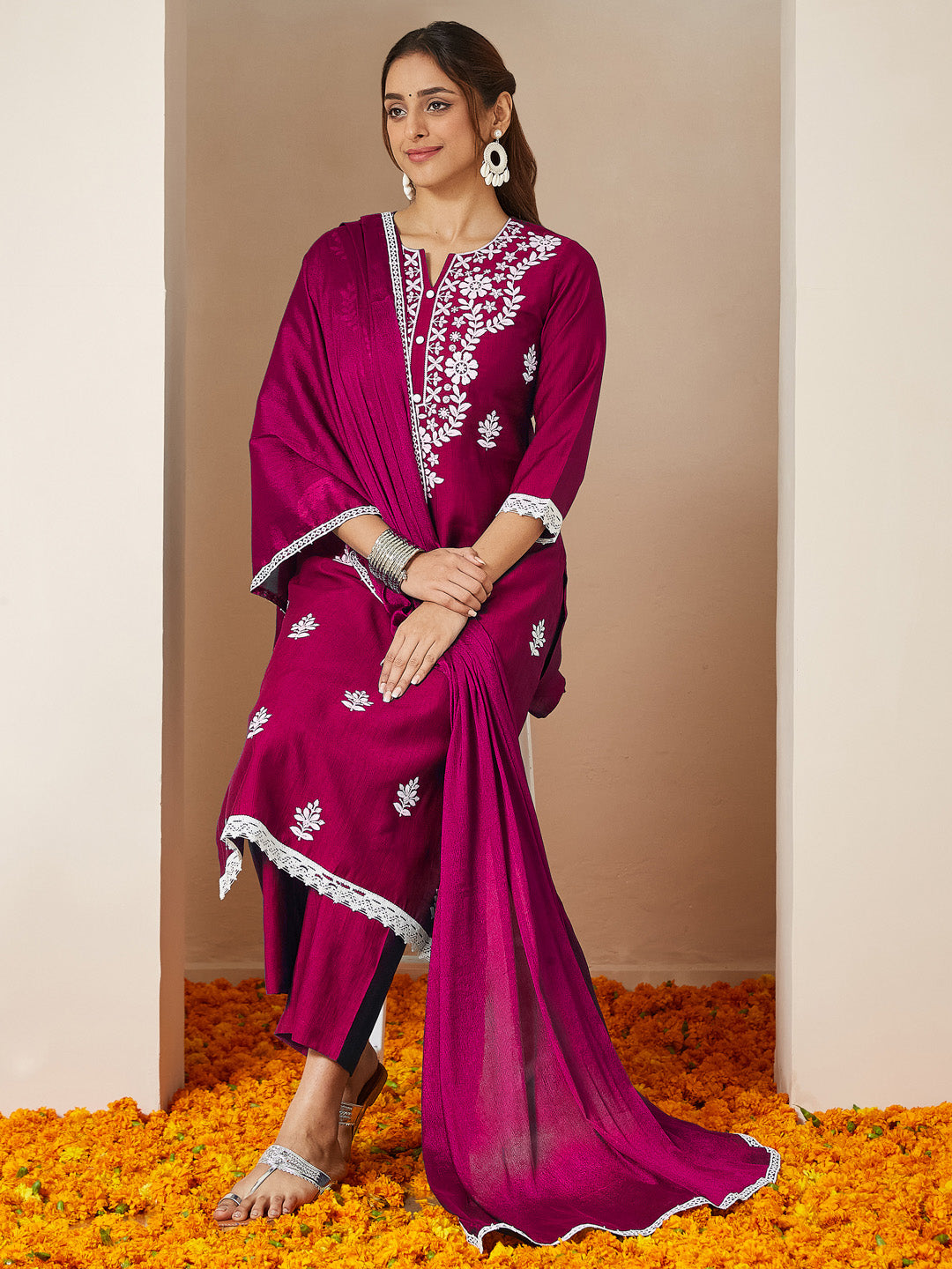 Janasya Women's Pink Silk Blend Embroidered Straight Kurta Set With Dupatta