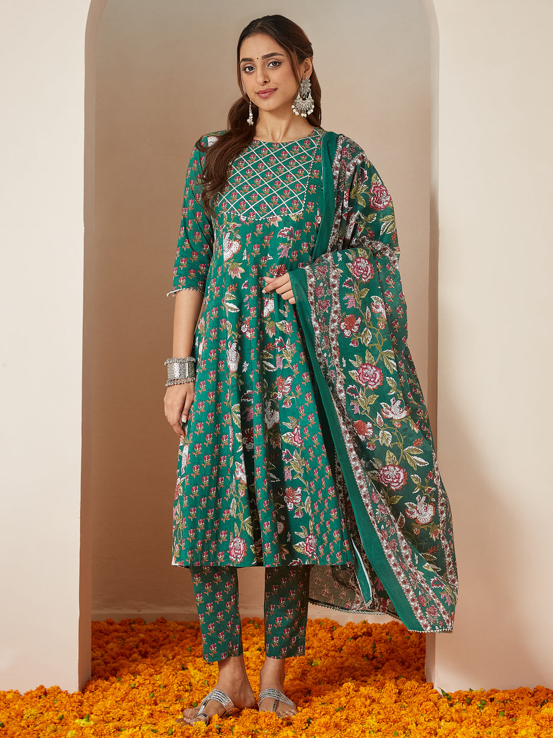 Janasya Women's Green Pure Cotton Floral Printed Yoke Design Anarkali Kurta Set